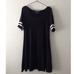 F21+ Black Jersey T-Shirt Dress